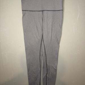 lululemon chevron light gray athletic leggings size 6